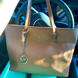 Michael Kors EUC